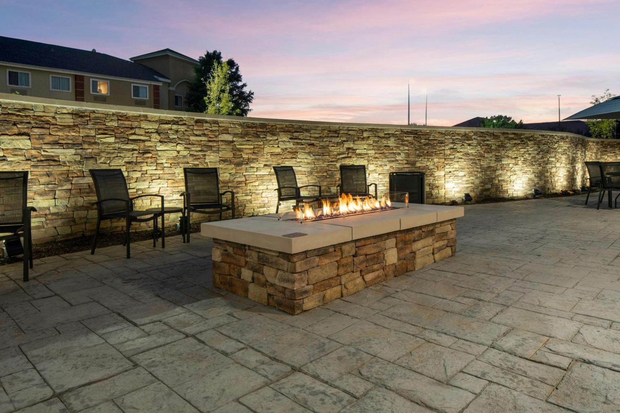 Fairfield By Marriott Inn & Suites Dallas Dfw Airport North, Irving Exteriör bild